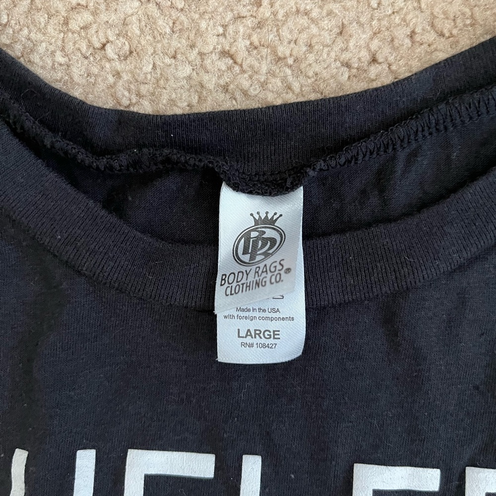 Workout top - Picture 2 of 2